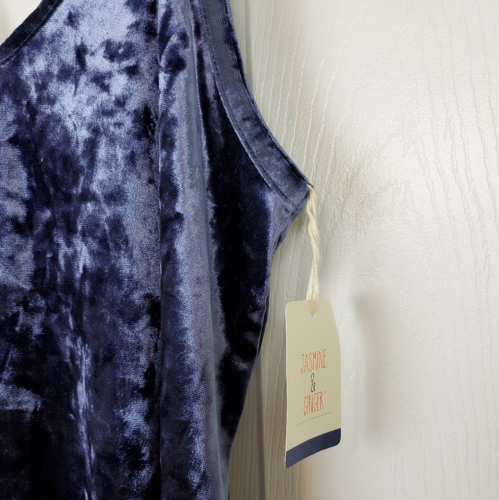 NWT jasmine & ginger  blue velvet tank top - Picture 4 of 5
